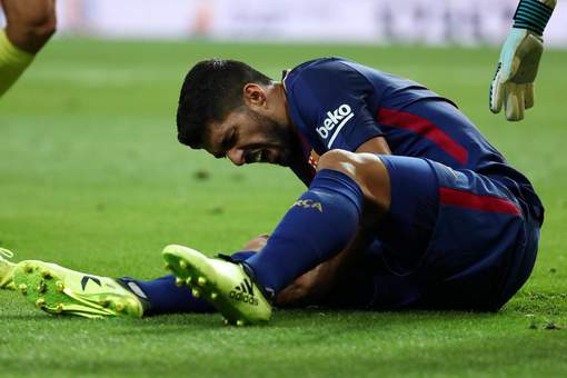 FC Barcelone : Luis Suarez absent un mois