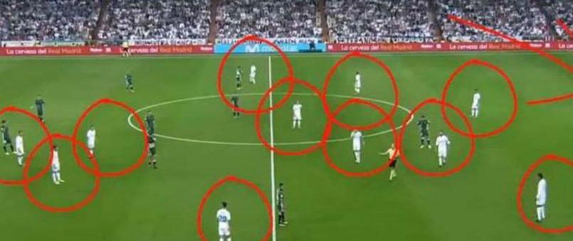 Le Real Madrid a évolué avec 12 joueurs sur le terrain 