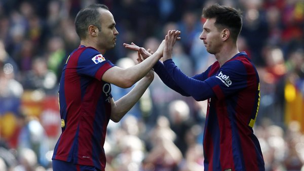Lionel Messi dit aux chefs de Barcelone comment remplacer Andres Iniesta