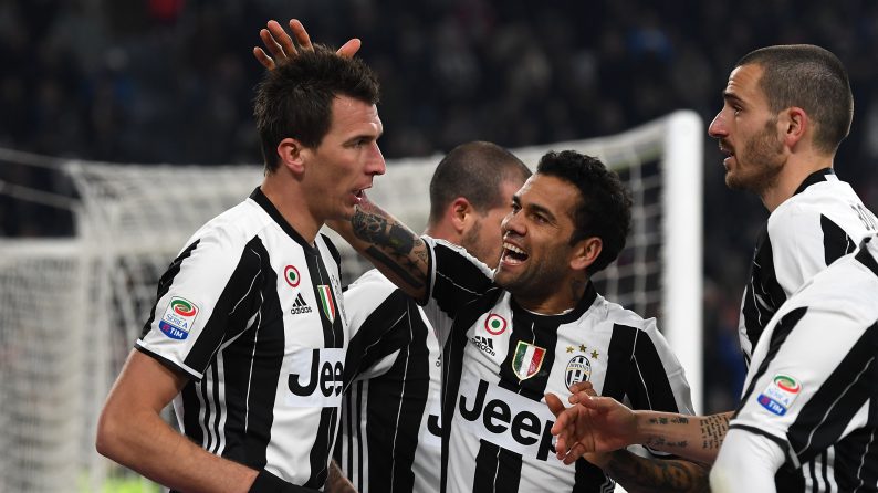 Juventus-Mercato :Bonucci et Alves ont été forcés de quitter la Juventus après un violent accrochage  dans le vestiaire