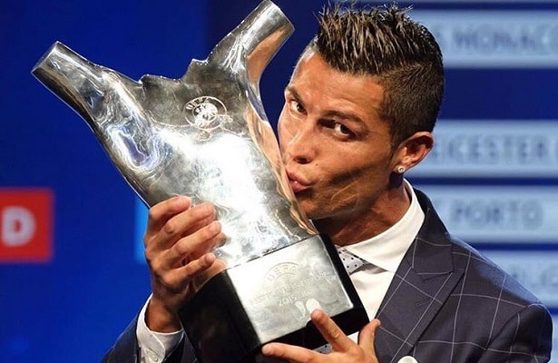 Ronaldo, élu joueur européen de l’année