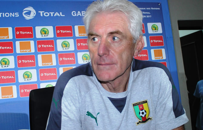 Hugo Broos :«Des 23 joueurs présents aujourd’hui, beaucoup ne seront pas à la CAN 2019» Hugo Broos :«Des 23 joueurs présents aujourd’hui, beaucoup ne seront pas à la CAN 2019»