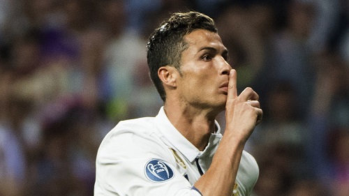 Real Madrid – Mercato : Cristiano Ronaldo pousserait pour un joueur du PSG !
